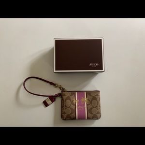 Coach Poppy Wrislet OBO!!!